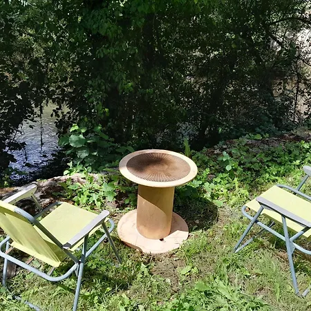 Le Petit Cele T1 Equipee アパート *