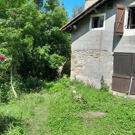 Le Petit Cele T1 Equipee