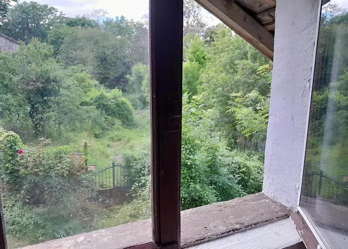 Le Petit Cele T1 Equipee *